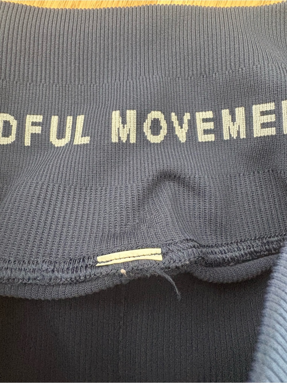 Alo Yoga Navy Seamless Ribbed Set - Picture 6 of 12